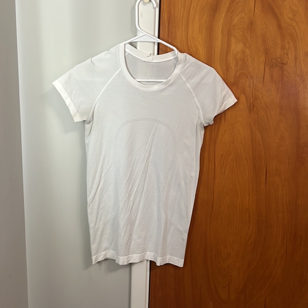 Lululemon Swiftly Tech Short Sleeve Shirt White 6
